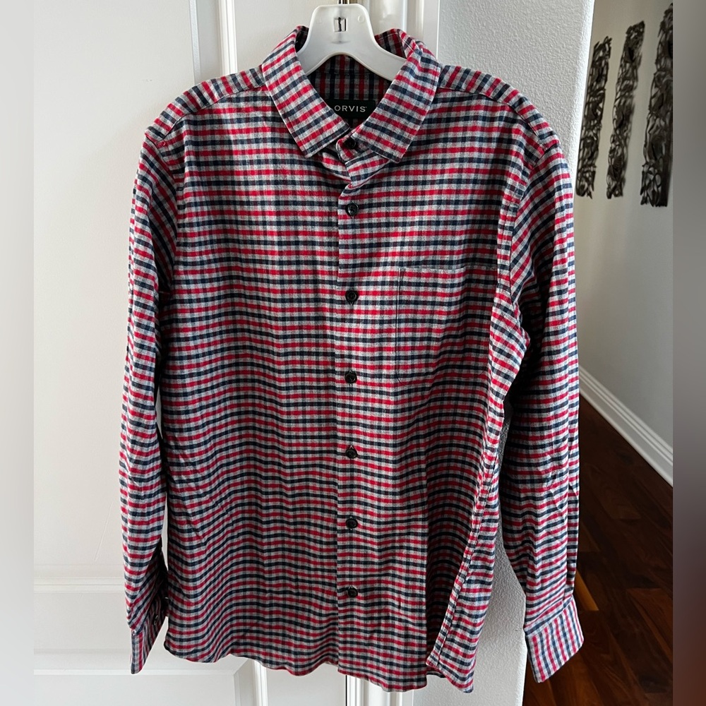 CLEARANCE Men’s Medium Orvis Double Brushed Flannel Button Down Shirt